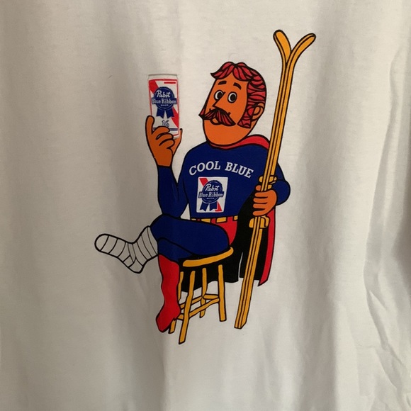 Pabst Blue Ribbon Skier T-Shirt - Picture 3 of 5